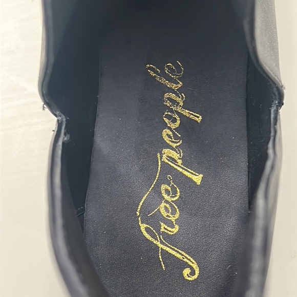 Free People - Charmed Double-V Ankle Bootie Women Size EU 37/US 7 - Picture 10 of 10